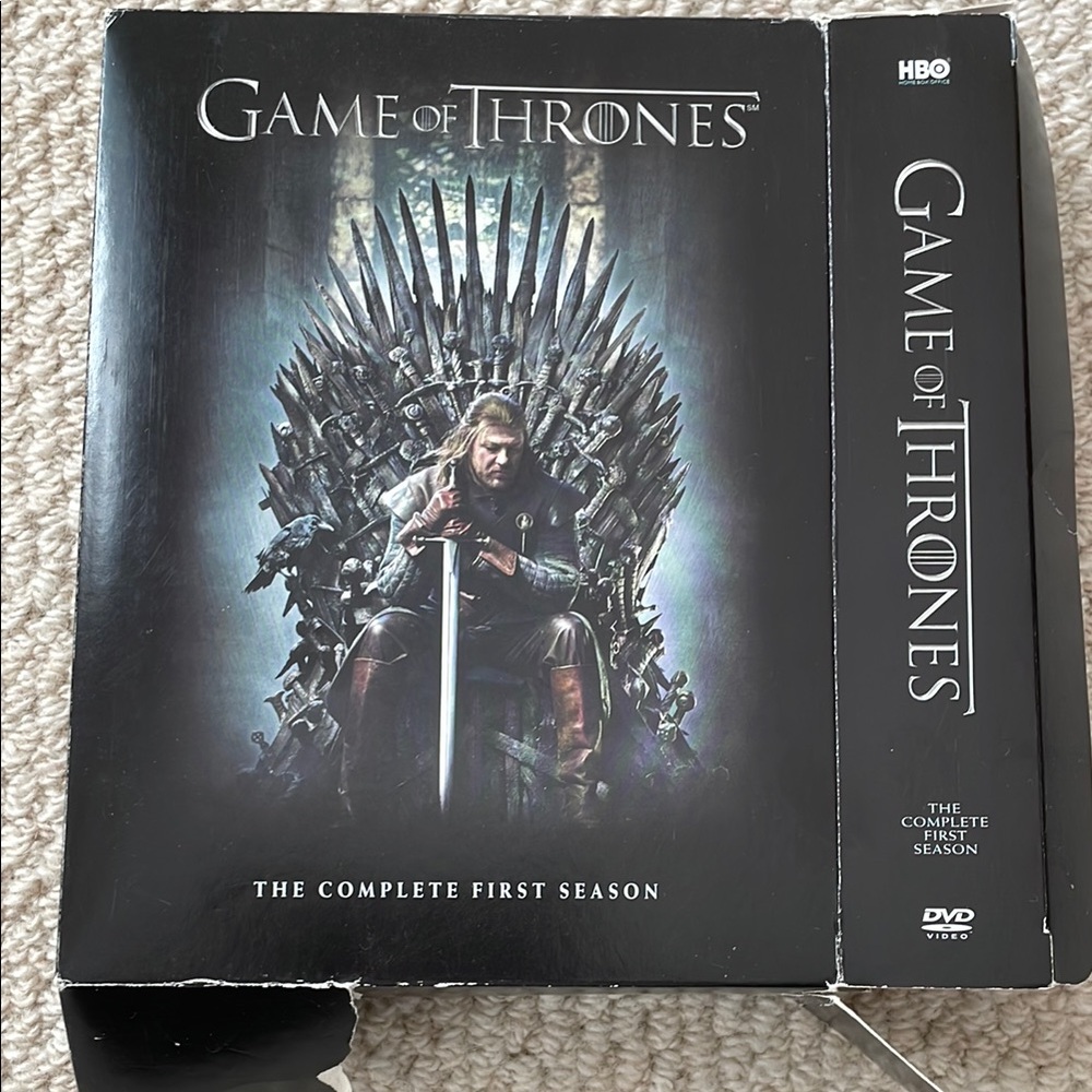 Game of Thrones: The Complete First Season DVD